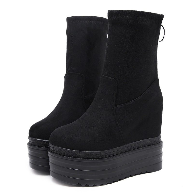 Bottes à plateformes en daim noir