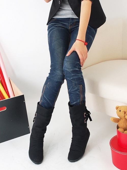 Bottes plates noires de grande taille pour femmes