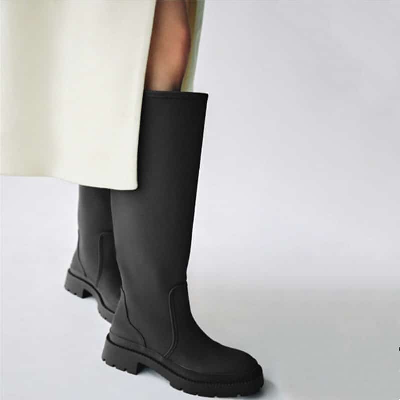 Bottes hautes et larges pour femmes