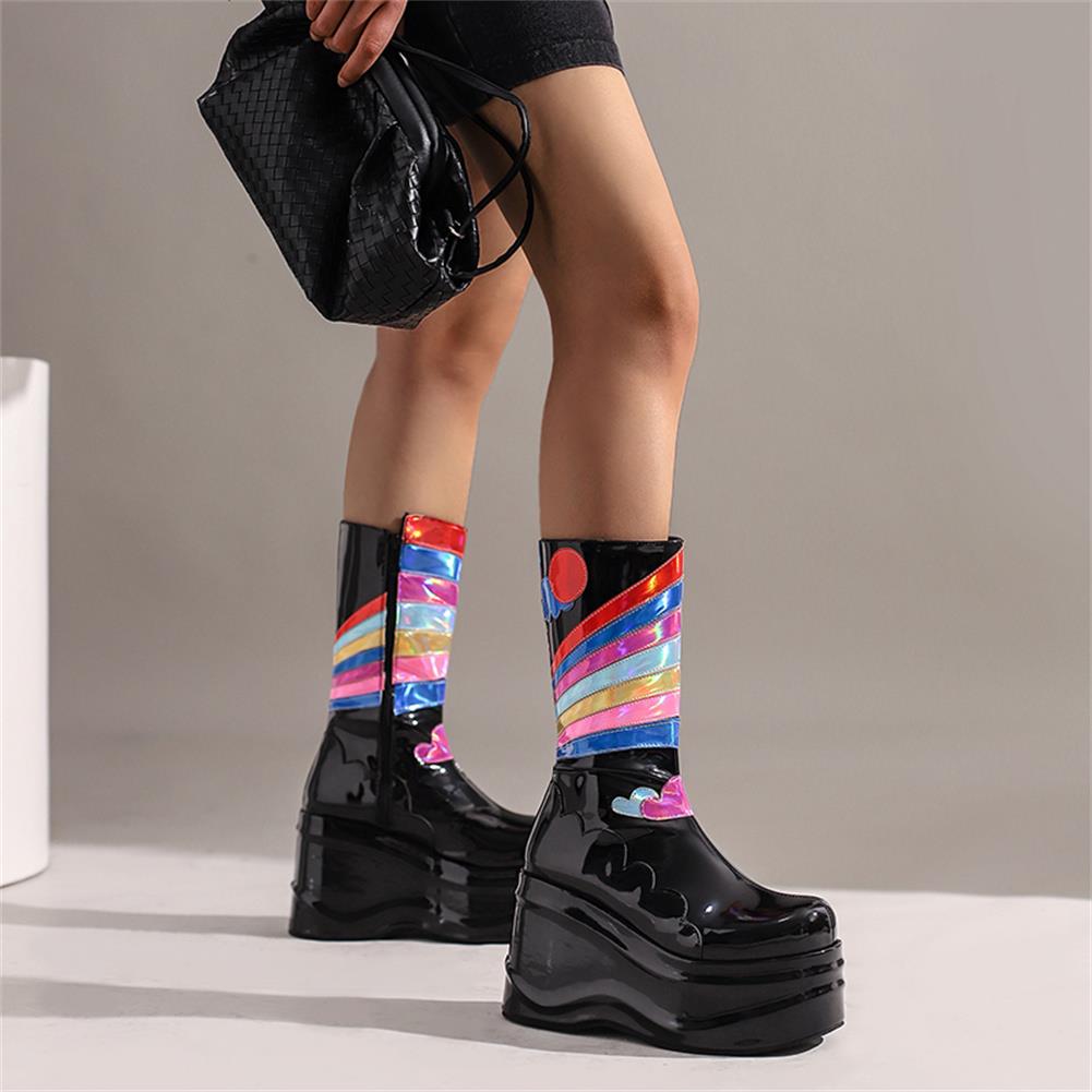 Bottes vernis noir à plateformes design