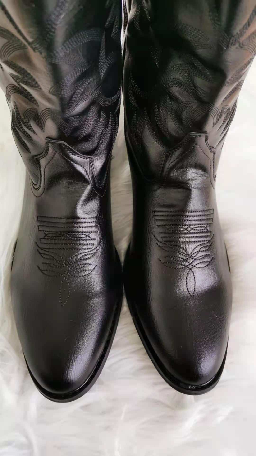 Cowboy de la tête au pied