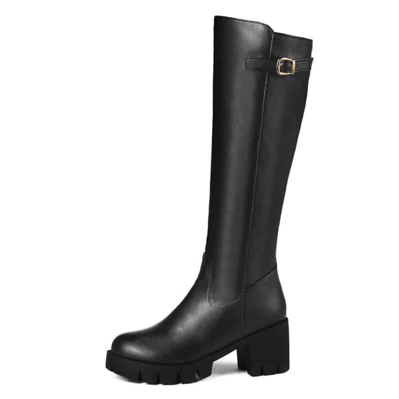Bottes hautes et larges fourrées