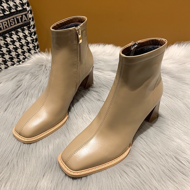 Bottines femme à bout et talon carrés